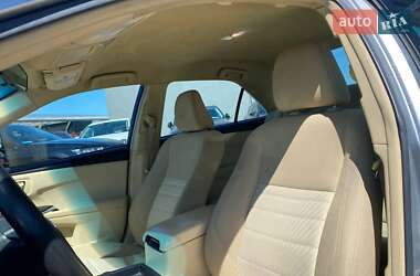 Седан Toyota Camry 2017 в 