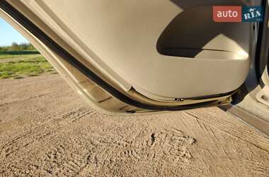 Седан Toyota Camry 2005 в 