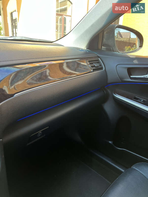 Седан Toyota Camry 2017 в Николаеве