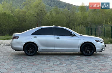 Седан Toyota Camry 2007 в 