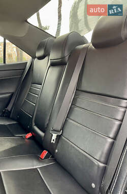 Седан Toyota Camry 2015 в 