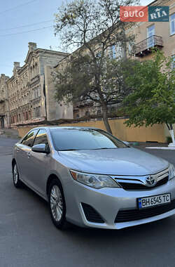 Седан Toyota Camry 2011 в 