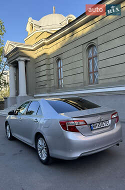 Седан Toyota Camry 2011 в 