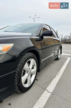 Седан Toyota Camry 2010 в 