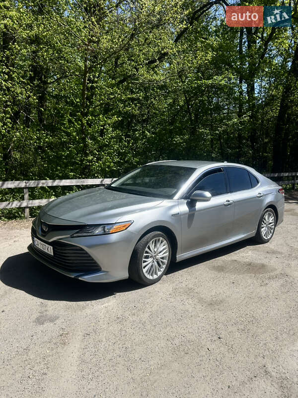 Седан Toyota Camry 2020 в 