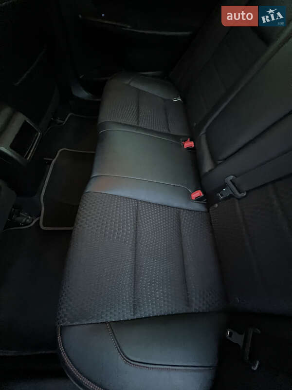 Седан Toyota Camry 2015 в Вороновиці