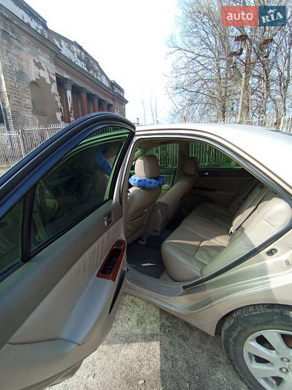 Седан Toyota Camry 2004 в Кам'янському