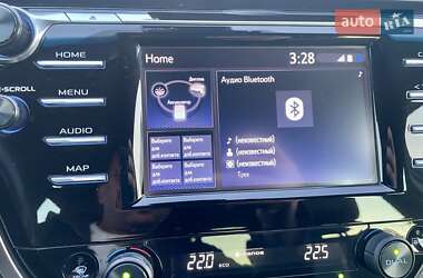 Седан Toyota Camry 2020 в 
