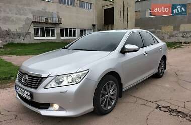 Седан Toyota Camry 2012 в 
