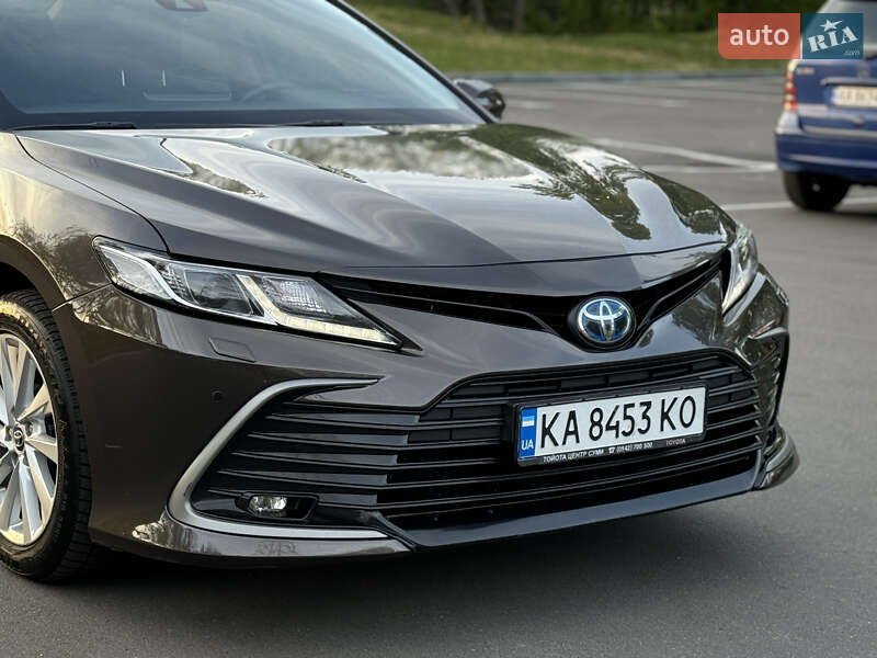 Седан Toyota Camry 2021 в Києві