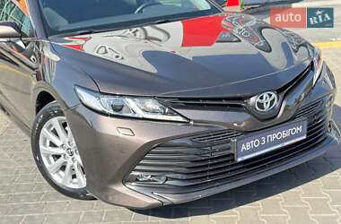 Седан Toyota Camry 2019 в 