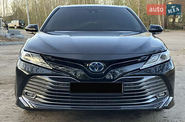 Седан Toyota Camry 2020 в Києві