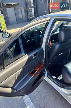 Седан Toyota Camry 2005 в 