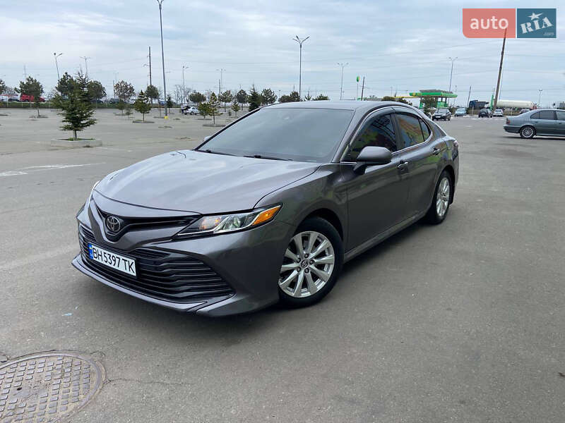 Седан Toyota Camry 2018 в Одесі