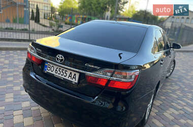 Седан Toyota Camry 2014 в 