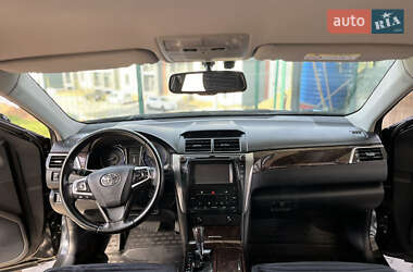 Седан Toyota Camry 2014 в 