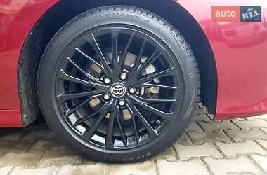 Седан Toyota Camry 2020 в 