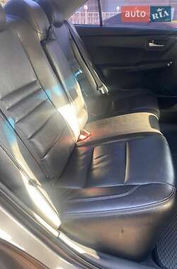 Седан Toyota Camry 2016 в 