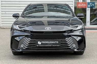 Седан Toyota Camry 2024 в 