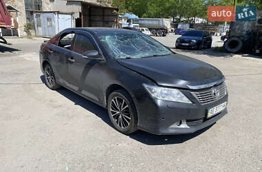 Седан Toyota Camry 2013 в Днепре
