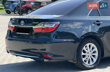 Седан Toyota Camry 2016 в 