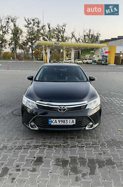 Седан Toyota Camry 2014 в 