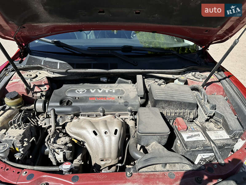 Седан Toyota Camry 2008 в Кривом Роге