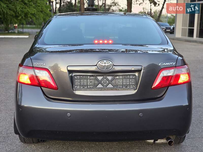 Седан Toyota Camry 2006 в Харькове
