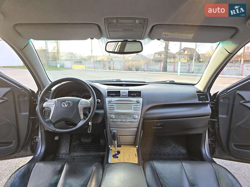 Седан Toyota Camry 2006 в Харькове