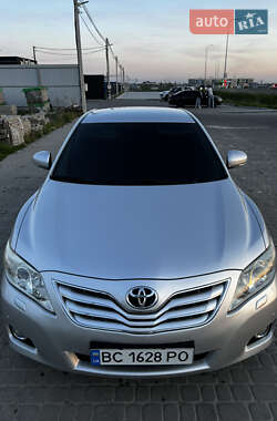 Седан Toyota Camry 2008 в Львове