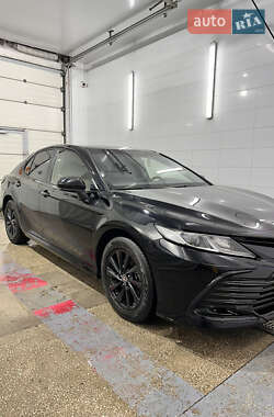 Седан Toyota Camry 2022 в Черкассах