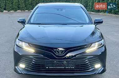 Седан Toyota Camry 2018 в 