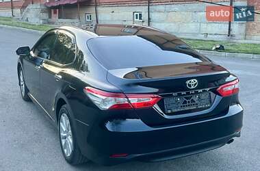Седан Toyota Camry 2018 в 