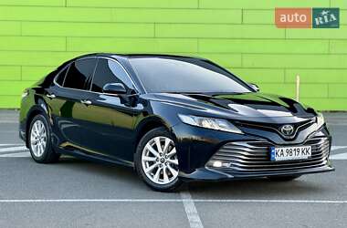 Седан Toyota Camry 2017 в 