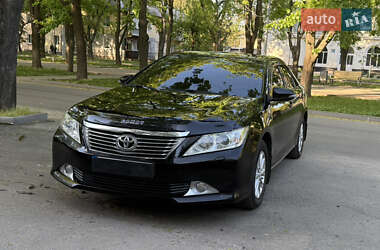 Седан Toyota Camry 2012 в 