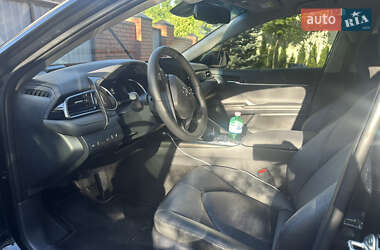Седан Toyota Camry 2024 в 