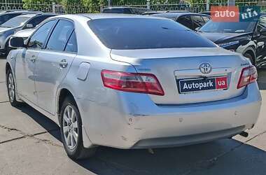 Седан Toyota Camry 2006 в 