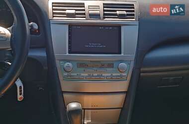 Седан Toyota Camry 2006 в 