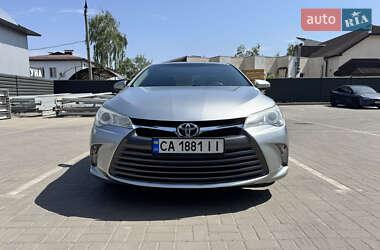 Седан Toyota Camry 2016 в 