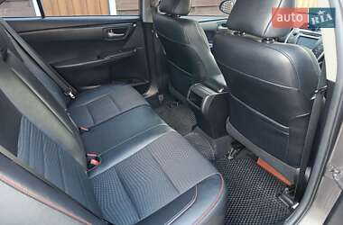 Седан Toyota Camry 2014 в 