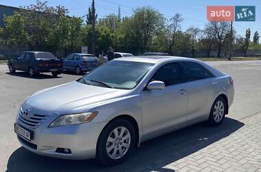 Седан Toyota Camry 2007 в Николаеве