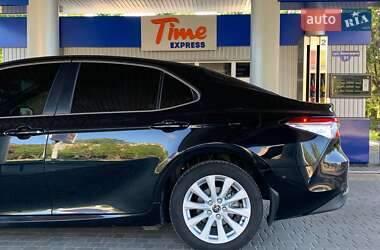 Седан Toyota Camry 2019 в 