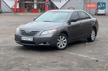 Седан Toyota Camry 2007 в Житомире