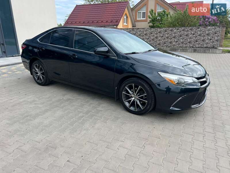 Toyota Camry 2014