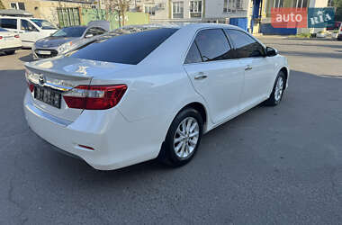 Седан Toyota Camry 2012 в 