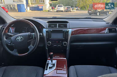 Седан Toyota Camry 2012 в 