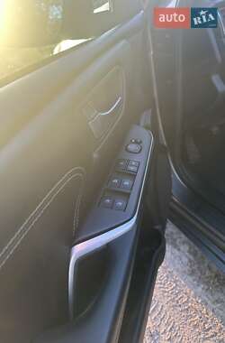 Седан Toyota Camry 2015 в 