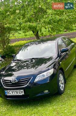 Седан Toyota Camry 2009 в Львові