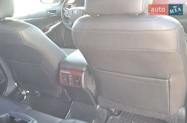 Седан Toyota Camry 2013 в 