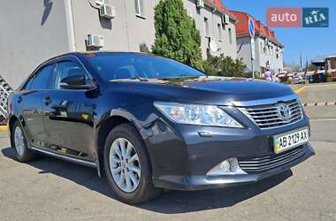 Седан Toyota Camry 2013 в 